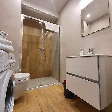 B 210 Lägenhet *